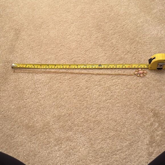 Vintage Avon five cameo necklace. - Picture 8 of 8